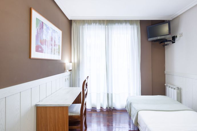 Imagen de la habitación del Hotel Zumaia a. Foto 5