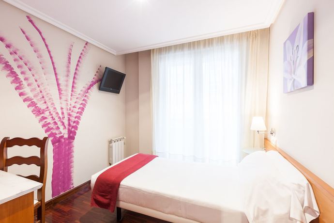 Imagen de la habitación del Hotel Zumaia a. Foto 10