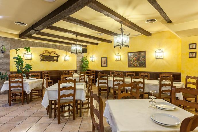 Imagen del bar/restaurante del Hotel Zumaia a. Foto 2