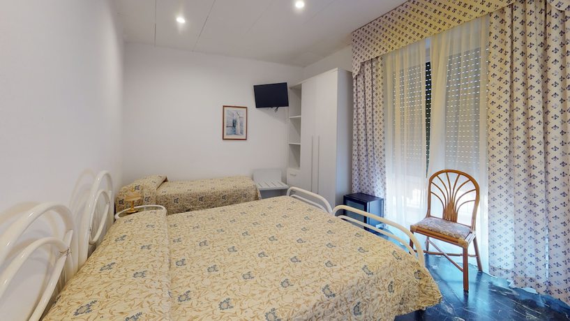 Imagen de la habitación del Hotel Zunino, Spotorno. Foto 7