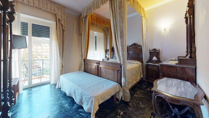 Imagen de la habitación del Hotel Zunino, Spotorno. Foto 11
