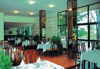 Imagen del bar/restaurante del Hotel Zupa. Foto 2