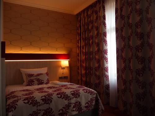 Imagen de la habitación del Hotel Zur Alten Schmiede. Foto 9