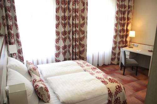 Imagen de la habitación del Hotel Zur Alten Schmiede. Foto 10