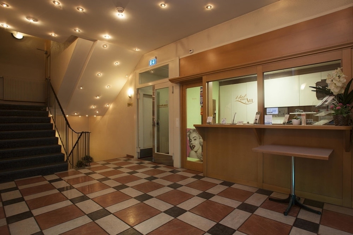 Imagen de los interiores del Hotel Zur Au. Foto 16