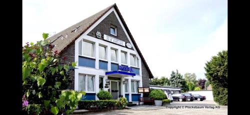 Imagen general del Hotel Zur Br&uuml;cke, Krefeld. Foto 2