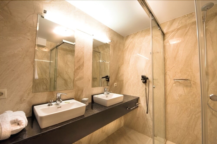 Imagen de la habitación del Hotel Zur Burg, Kaprun. Foto 7