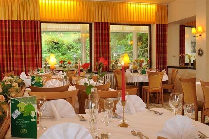 Imagen del bar/restaurante del Hotel Zur Burg Sternberg. Foto 2