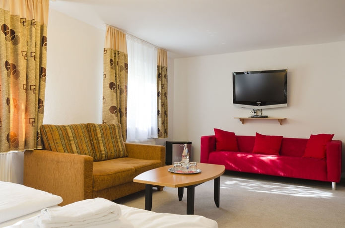 Imagen de la habitación del Hotel Zur Krone Garni-hotel. Foto 12