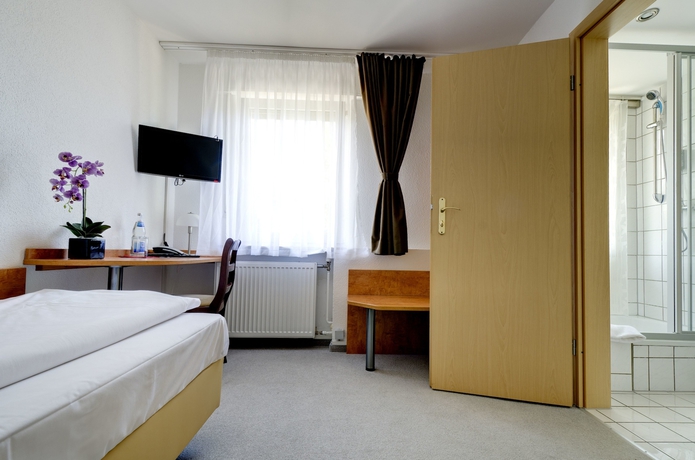 Imagen de la habitación del Hotel Zur Krone Garni-hotel. Foto 13