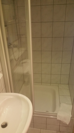 Imagen de la habitación del Hotel Zur Krone Garni-hotel. Foto 16