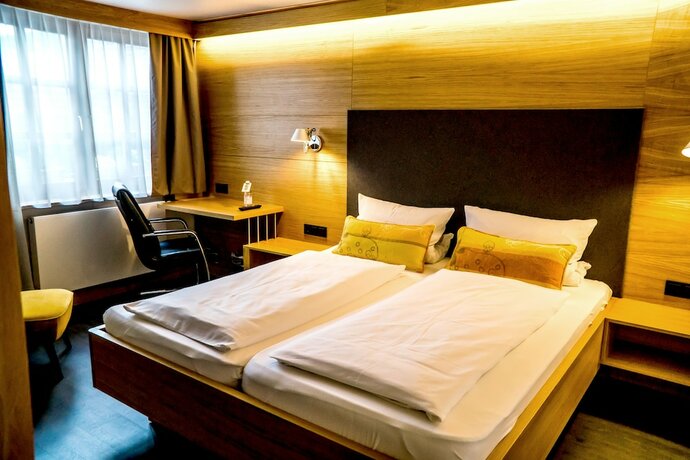 Imagen general del Hotel Zur Krone, Gro&szlig;heubach. Foto 6