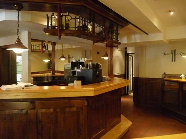 Imagen general del Hotel Zur Krone, Hamelín. Foto 1