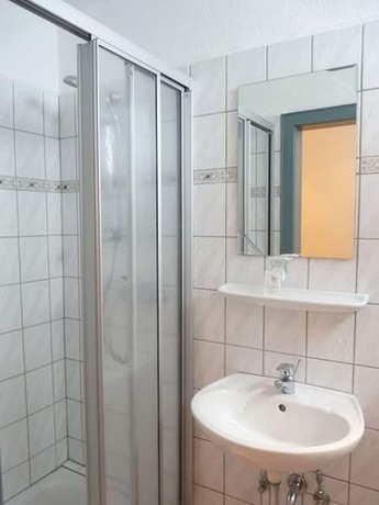 Imagen general del Hotel Zur Krone, Hamel&iacute;n. Foto 9
