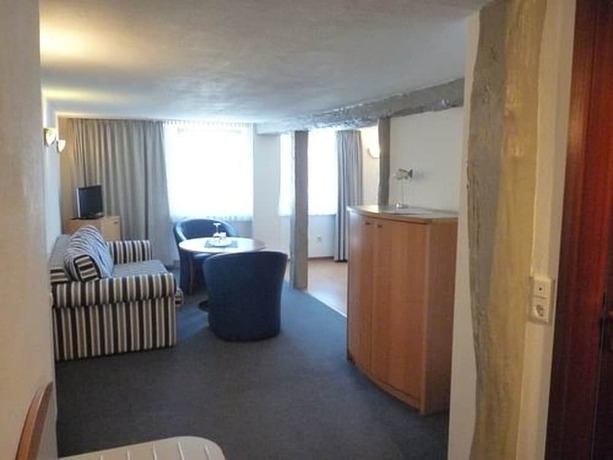 Imagen general del Hotel Zur Krone, Hamel&iacute;n. Foto 13