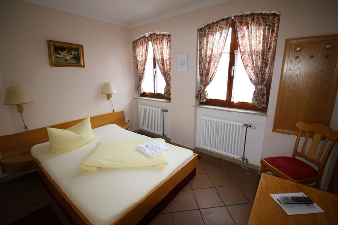Imagen de la habitación del Hotel Zur Linde, Ebersberg. Foto 7