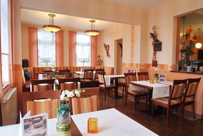 Imagen del bar/restaurante del Hotel Zur Linde, Kleines Feld. Foto 10