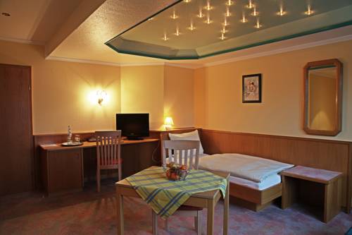 Imagen de la habitación del Hotel Zur Linde, K&uuml;nzell. Foto 8