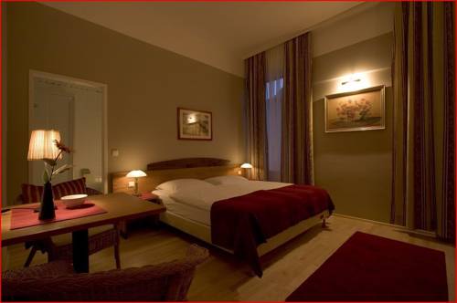 Imagen general del Hotel Zur Linde, St. Valentin . Foto 1