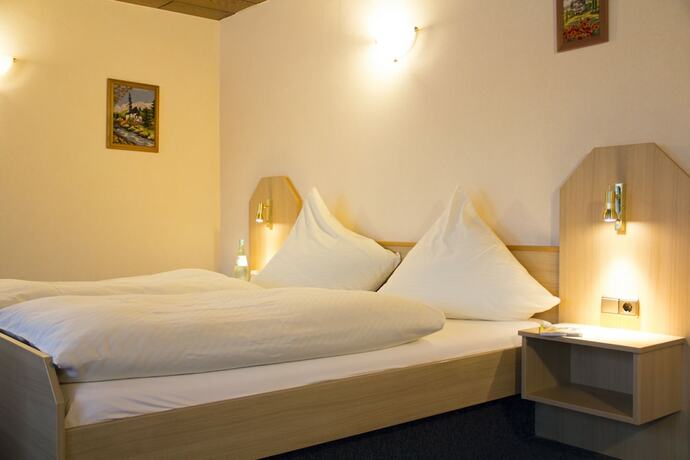 Imagen de la habitación del Hotel Zur Neroburg. Foto 16