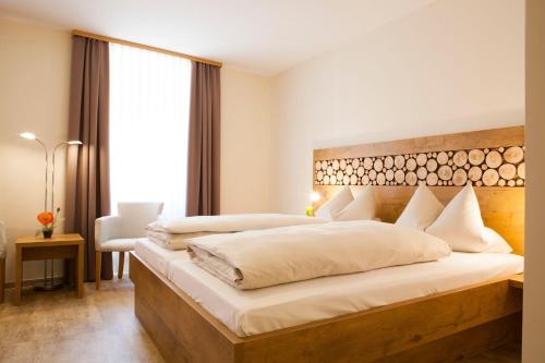 Imagen de la habitación del Hotel Zur Post, Bad Abbach. Foto 6