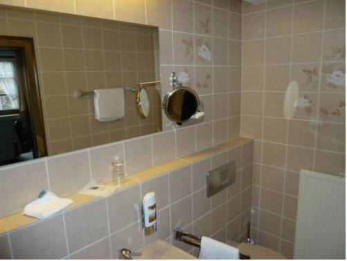 Imagen de la habitación del Hotel Zur Post, Bernkastel-Kues. Foto 10