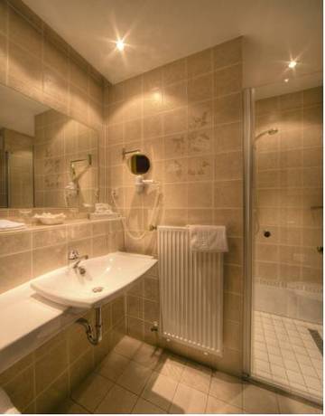 Imagen de la habitación del Hotel Zur Post, Bernkastel-Kues. Foto 14