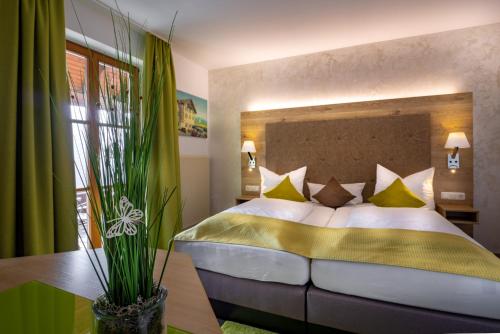 Imagen de la habitación del Hotel Zur Post K&uuml;mmersbruck & Tiny Houses. Foto 5