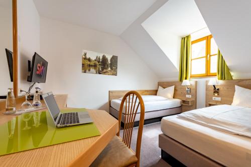 Imagen de la habitación del Hotel Zur Post K&uuml;mmersbruck & Tiny Houses. Foto 9