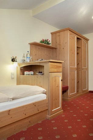 Imagen de la habitación del Hotel Zur Post Rohrdorf. Foto 7