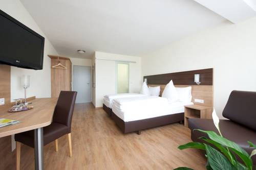 Imagen de la habitación del Hotel Zur Riss. Foto 3