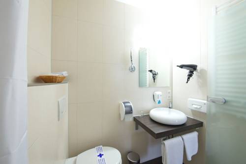 Imagen de la habitación del Hotel Zur Riss. Foto 12