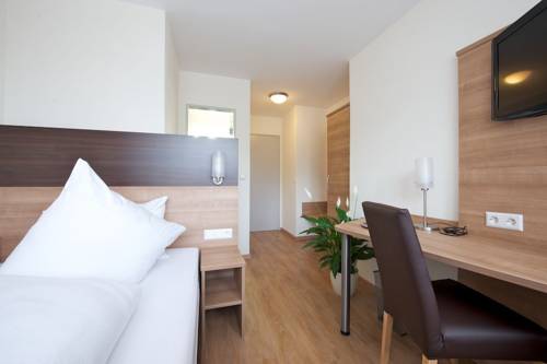 Imagen de la habitación del Hotel Zur Riss. Foto 13