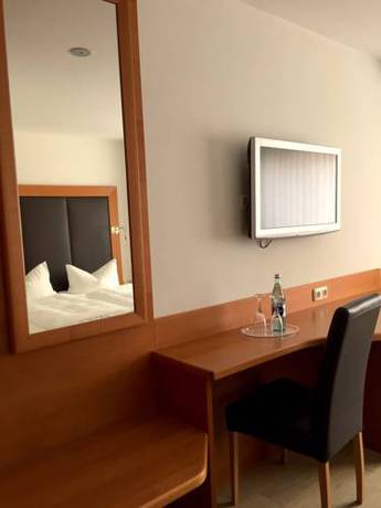 Imagen de la habitación del Hotel Zur Sch&ouml;nen Aussicht, Marktheidenfeld. Foto 3