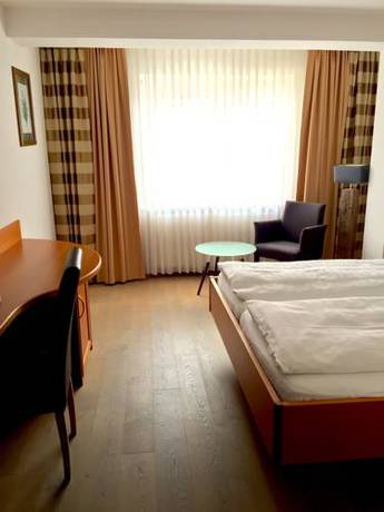 Imagen de la habitación del Hotel Zur Sch&ouml;nen Aussicht, Marktheidenfeld. Foto 10