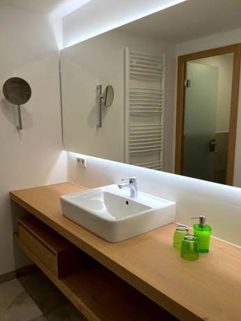 Imagen de la habitación del Hotel Zur Sch&ouml;nen Aussicht, Marktheidenfeld. Foto 15
