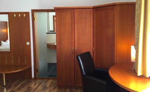 Imagen de la habitación del Hotel Zur Sch&ouml;nen Aussicht, Marktheidenfeld. Foto 16