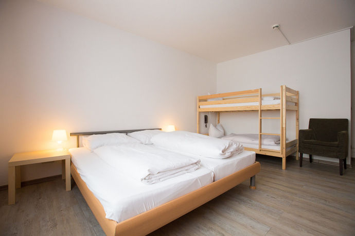 Imagen de la habitación del Hotel Zur Sonne. Foto 9