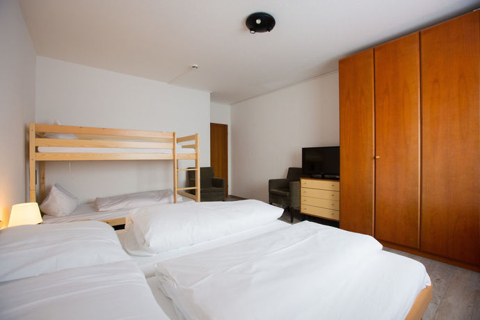 Imagen de la habitación del Hotel Zur Sonne. Foto 13