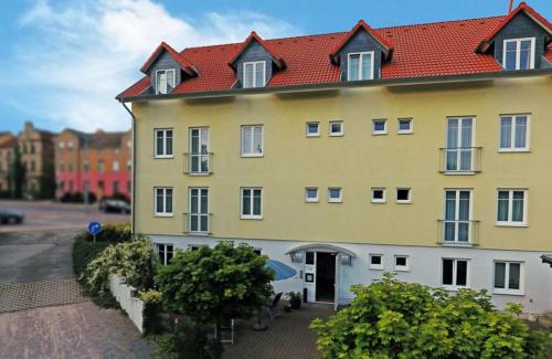 Imagen general del Hotel Zur Sonne, Waren (M&uuml;ritz). Foto 5