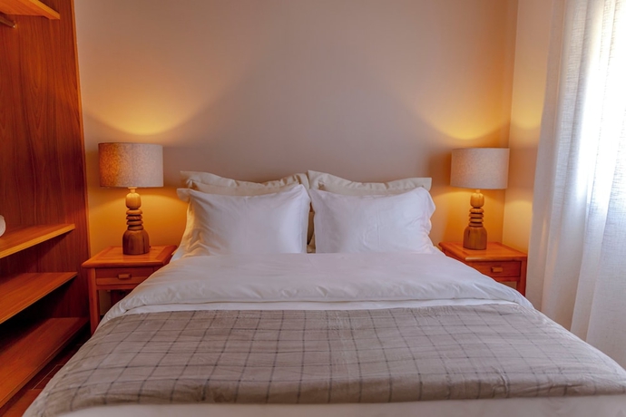 Imagen de la habitación del Hotel Zur Su&iacute;tes. Foto 8