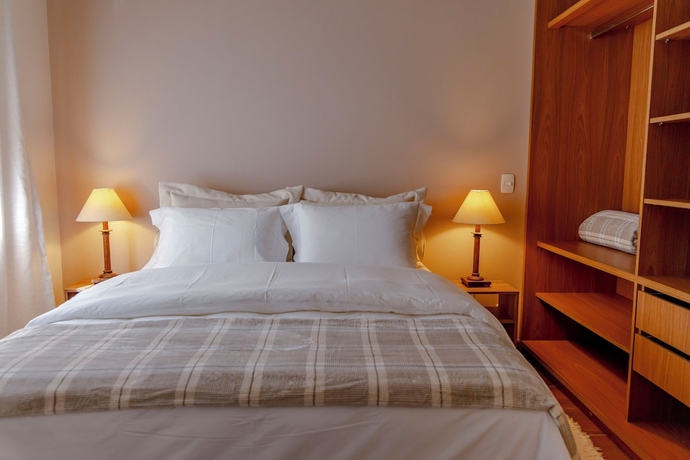 Imagen de la habitación del Hotel Zur Su&iacute;tes. Foto 10