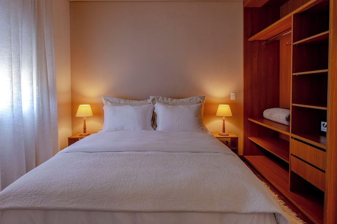 Imagen de la habitación del Hotel Zur Su&iacute;tes. Foto 13