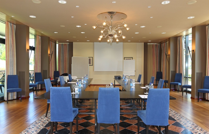 Imagen de los interiores del Hotel Zur Therme Swiss Quality. Foto 13