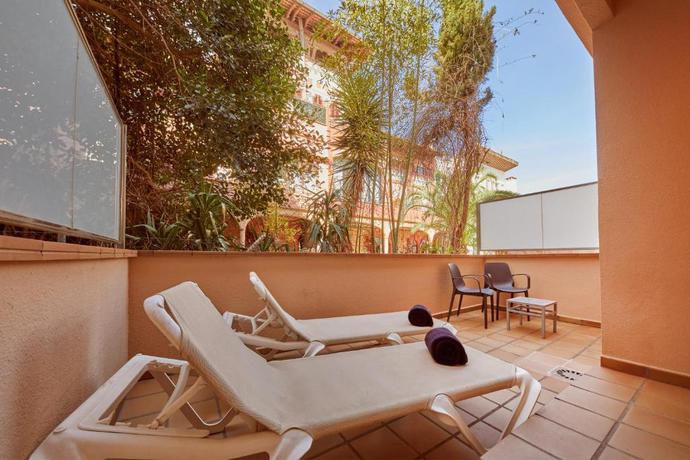 Imagen general del Hotel Zurbar&aacute;n Palma. Foto 10