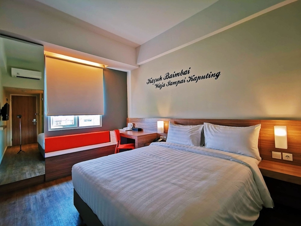 Imagen de la habitación del Hotel Zuri Express Banjarmasin - Chse Certified. Foto 9