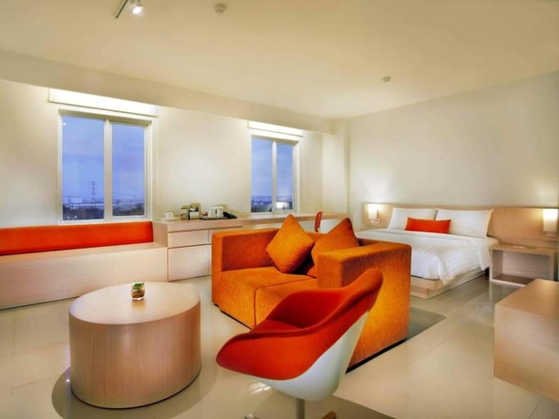 Imagen de la habitación del Hotel Zuri Express Lippo Cikarang. Foto 6