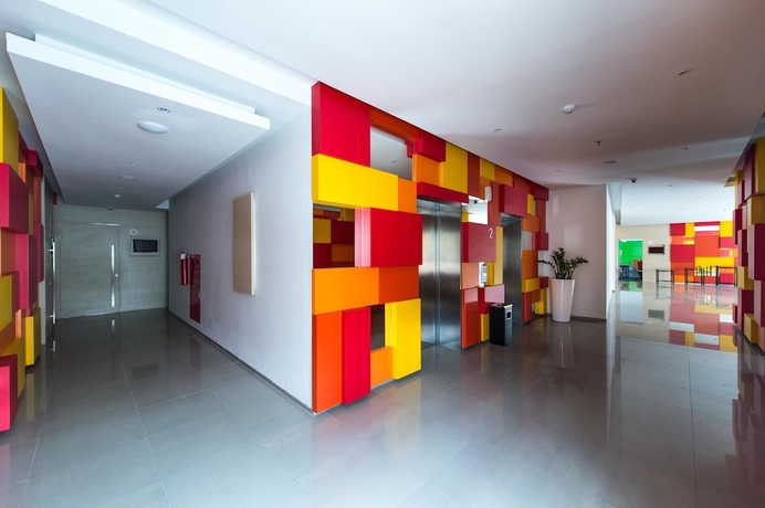 Imagen de los interiores del Hotel Zuri Express Mangga Dua. Foto 16