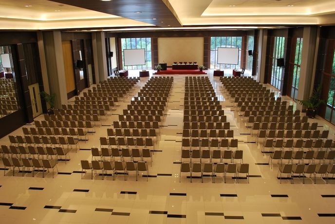 Imagen de los interiores del Hotel Zuri Resort Cipanas. Foto 17