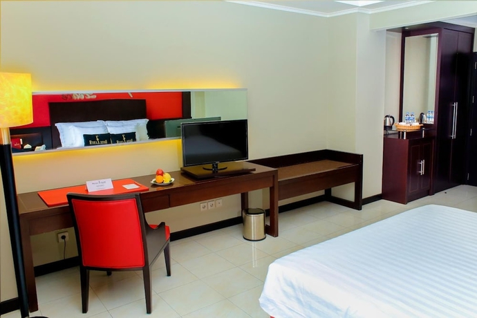 Imagen de la habitación del Hotel Zurich, Damai. Foto 10